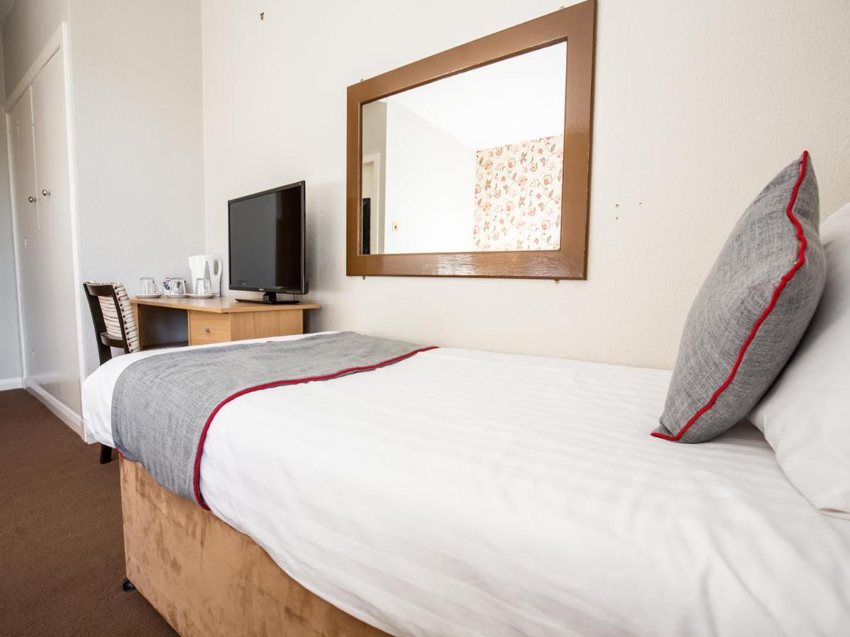 The Ben Mhor Hotel, Bar & Restaurant Grantown-on-Spey Exteriér fotografie