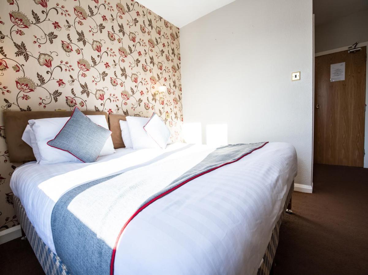 The Ben Mhor Hotel, Bar & Restaurant Grantown-on-Spey Exteriér fotografie