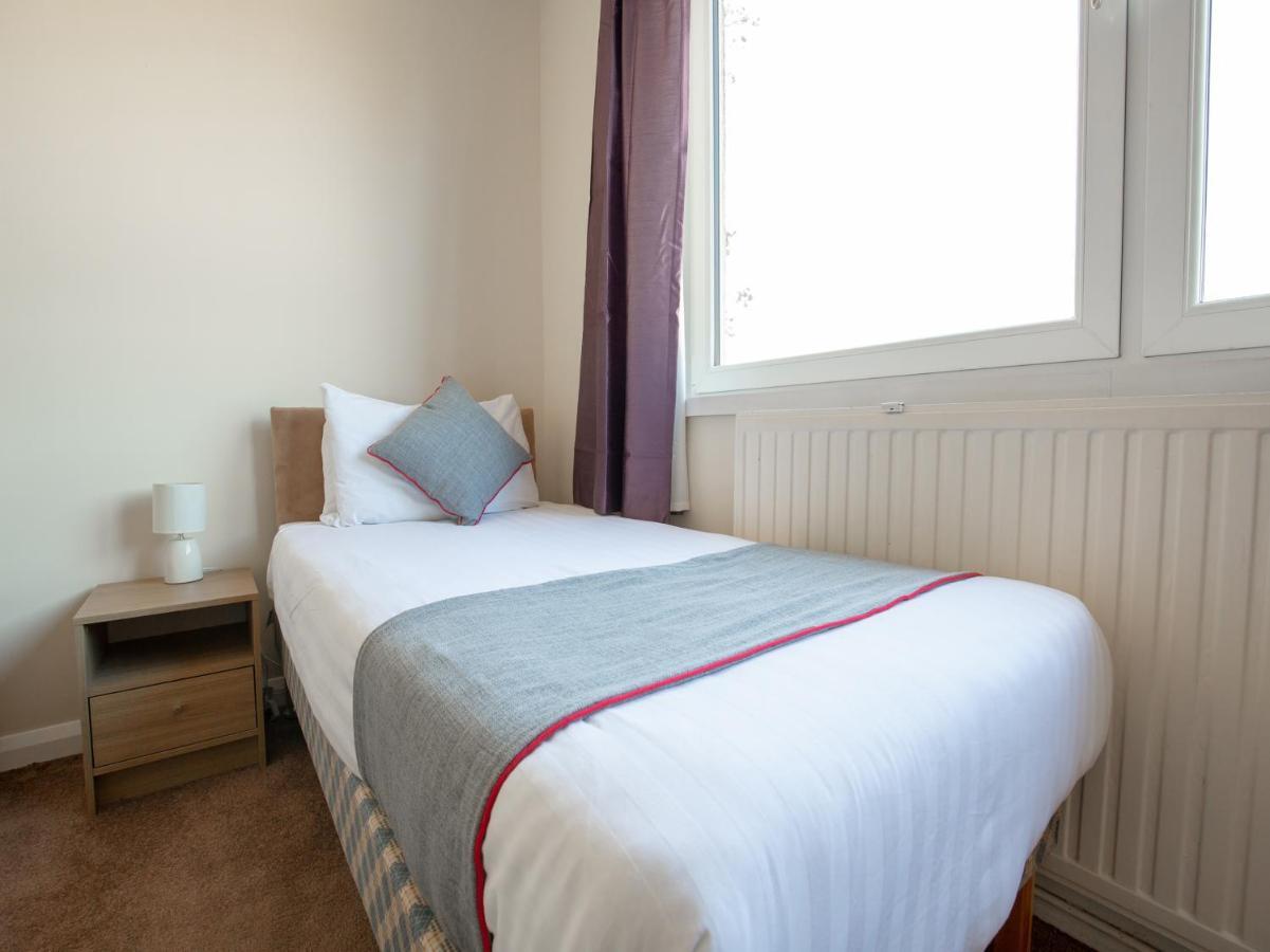The Ben Mhor Hotel, Bar & Restaurant Grantown-on-Spey Exteriér fotografie