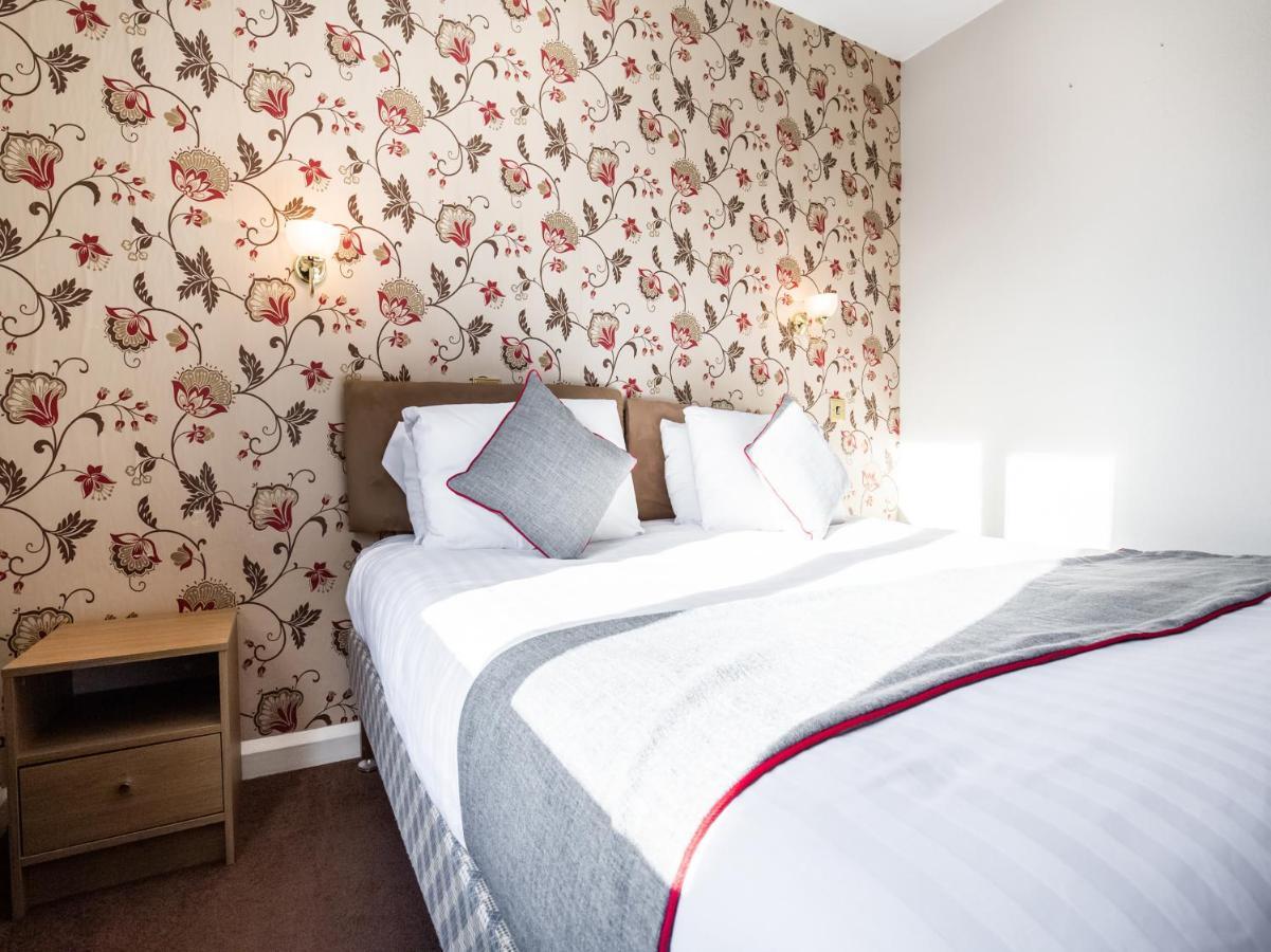 The Ben Mhor Hotel, Bar & Restaurant Grantown-on-Spey Exteriér fotografie